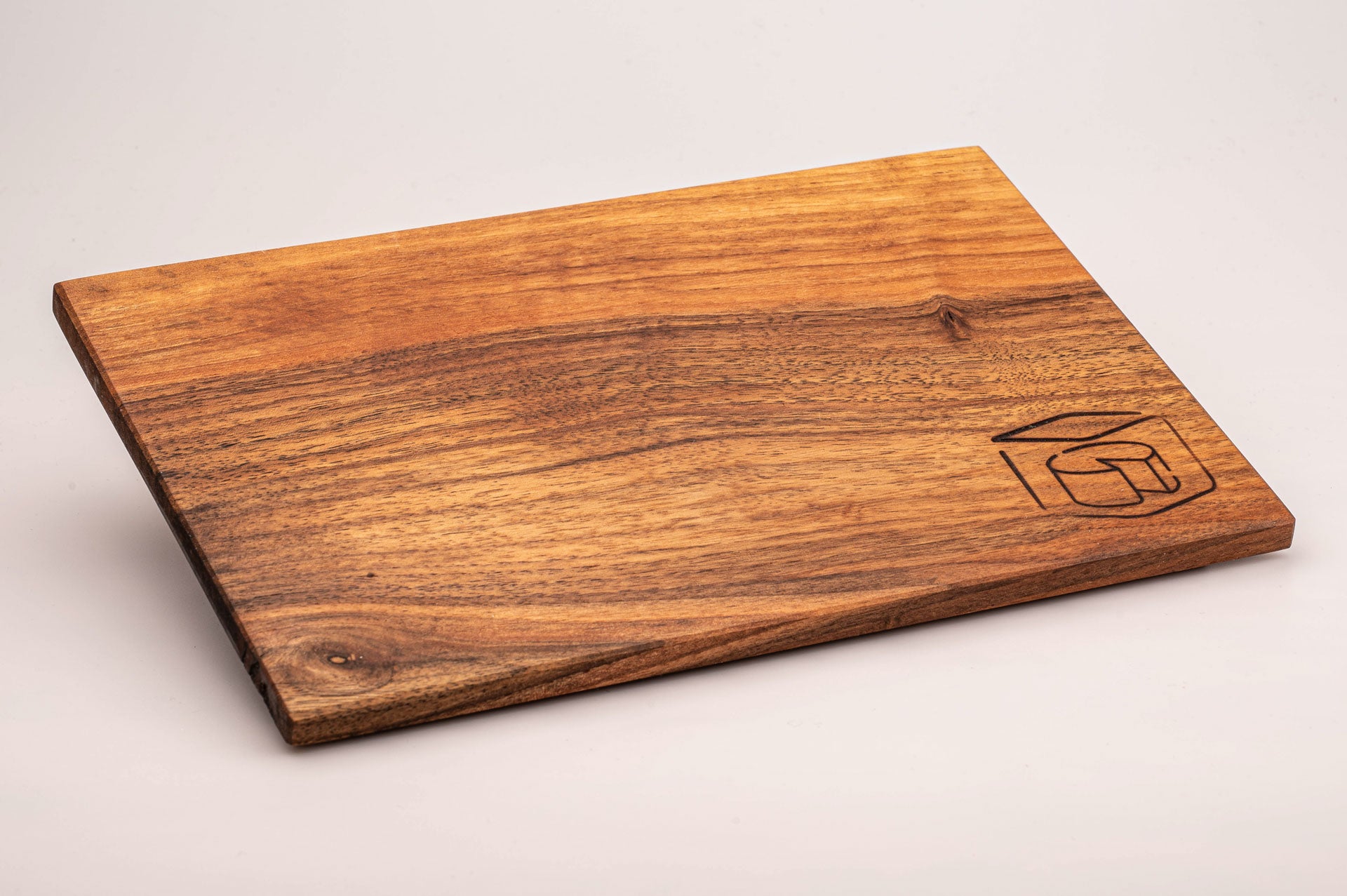 Coperchio singolo in noce nazionale