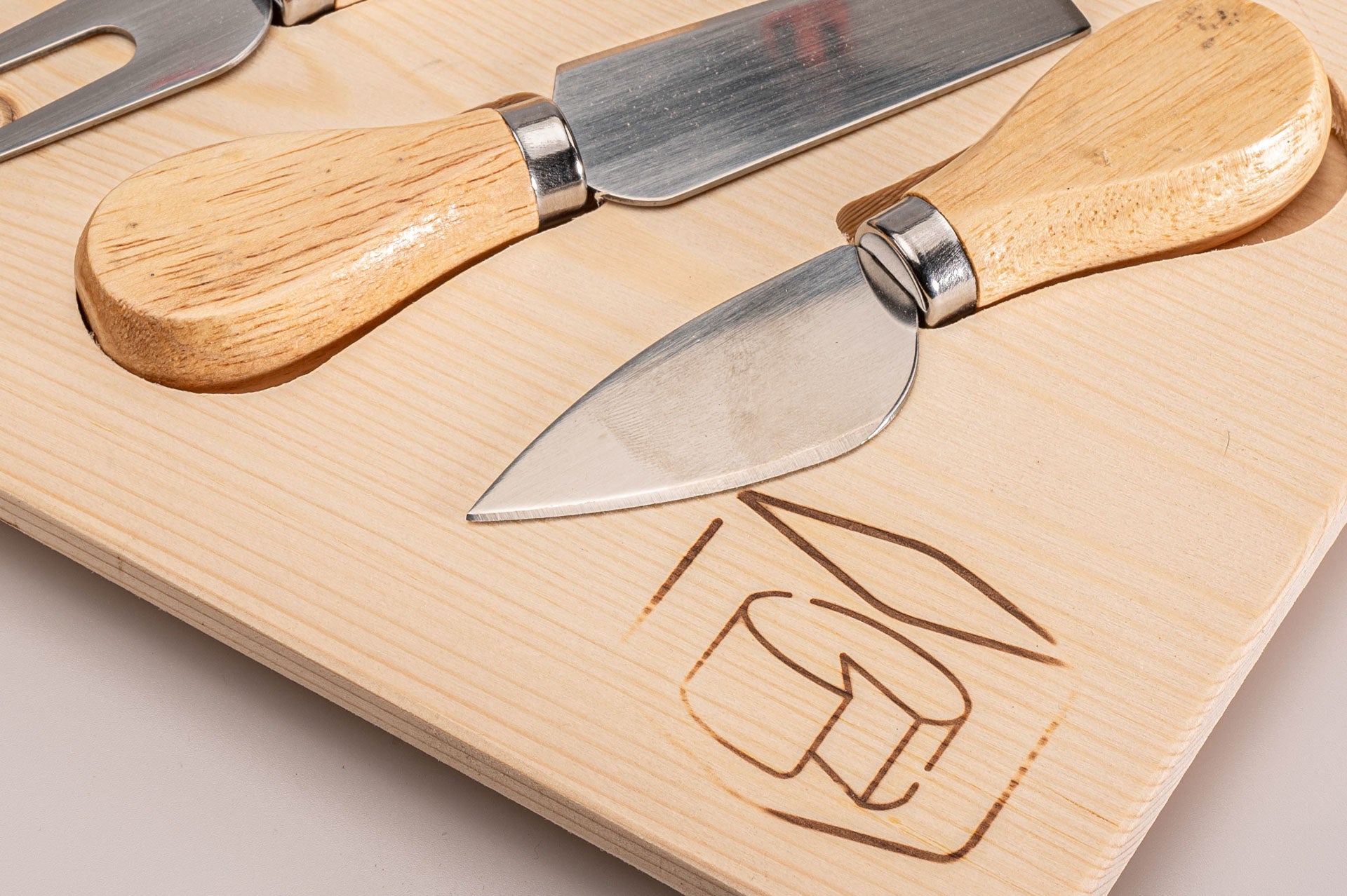 Coperchio porta coltelli con copertura in acciaio